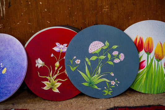Unveiling the Global Appeal of Kashmiri Handicrafts and Edibles